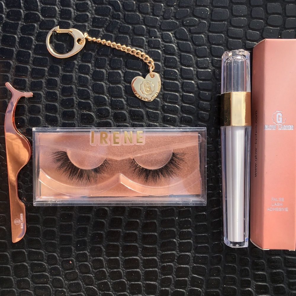 Glow Lashes 3D Luxury Lashes Gift Set - Picture 2 of 5